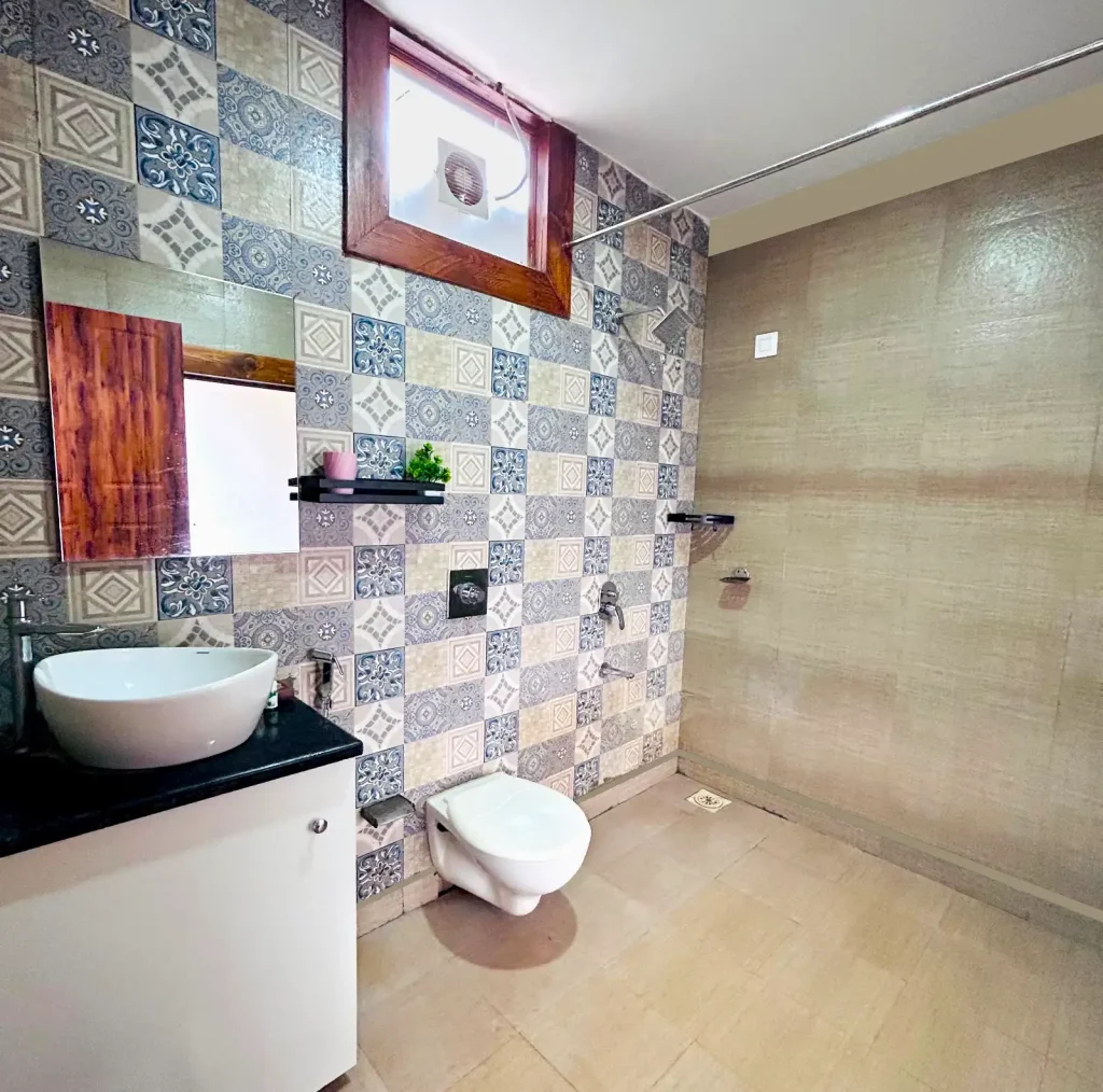 Best resorts near Morjim