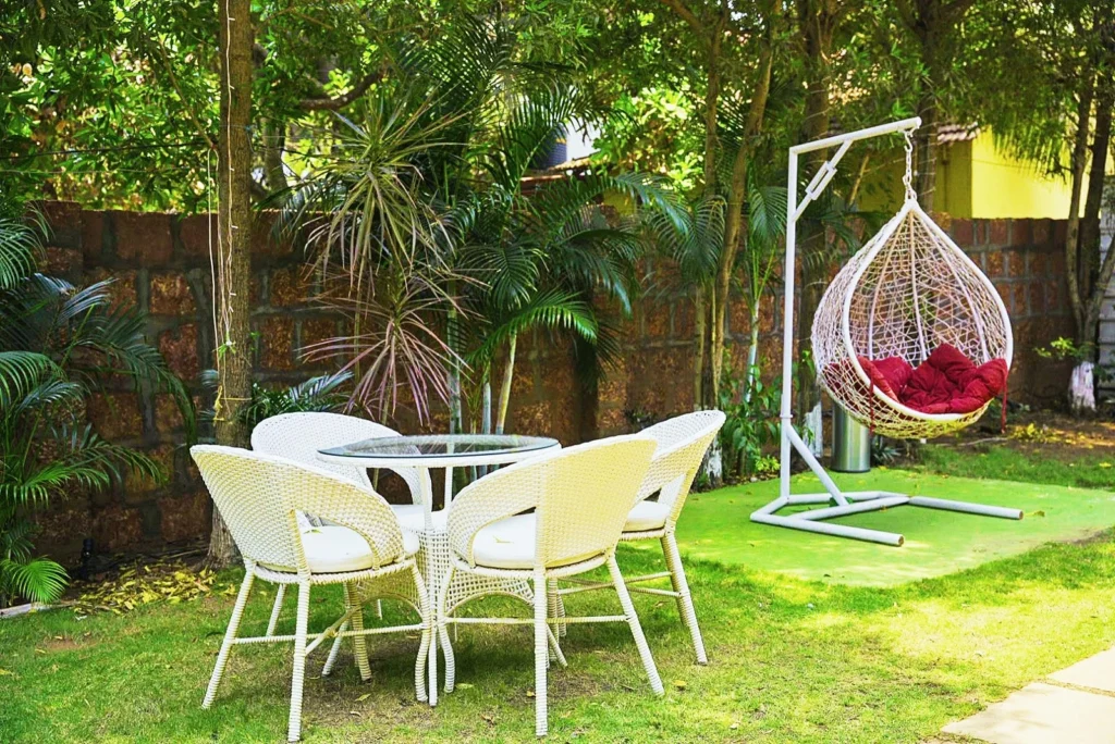 resorts in Morjim Garden