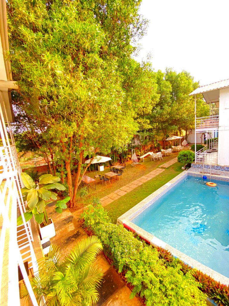 Resort in Morjim with Pool