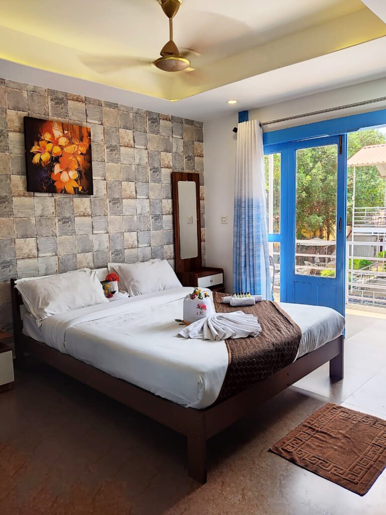 Morjim Resort rooms