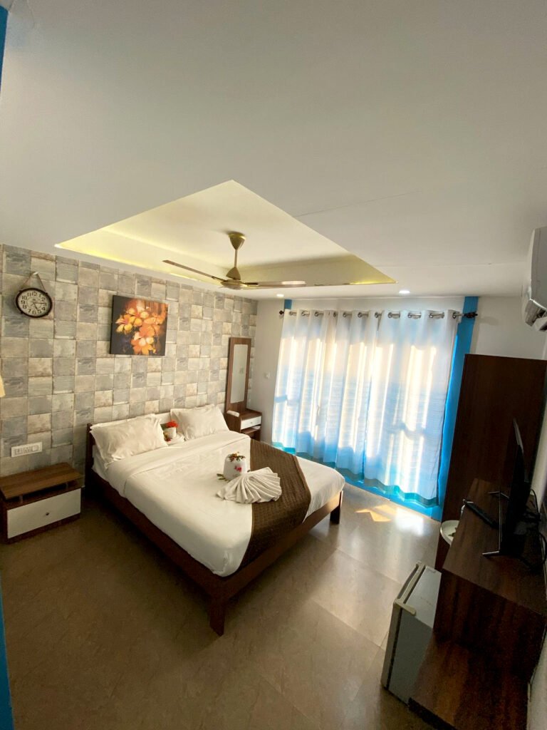 Resort in Morjim with pool