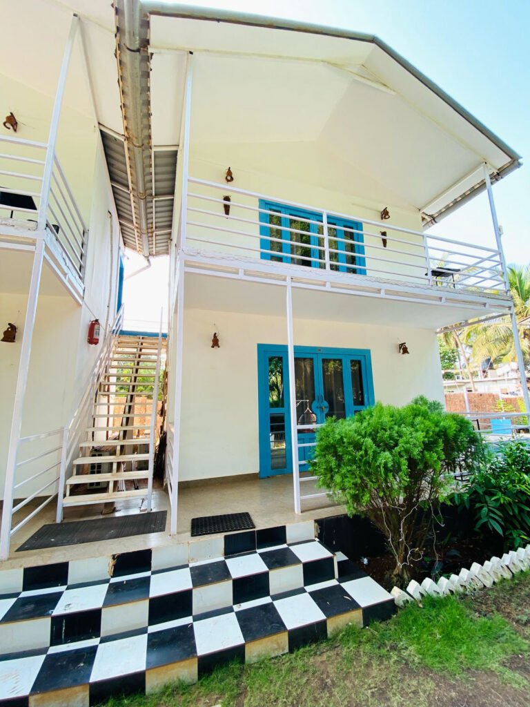 Resort in Morjim Garden